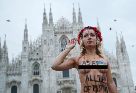 Nude of russia in Milan