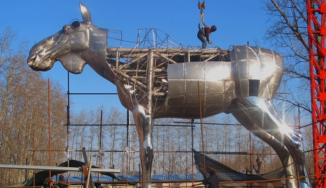 World’s biggest elk statue arrives in Oslo