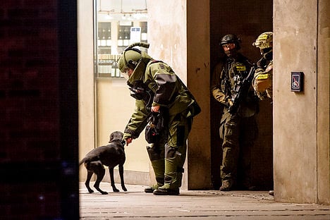 Police at Østerport Station. Photo: Bax Lindhardt/Scanpix