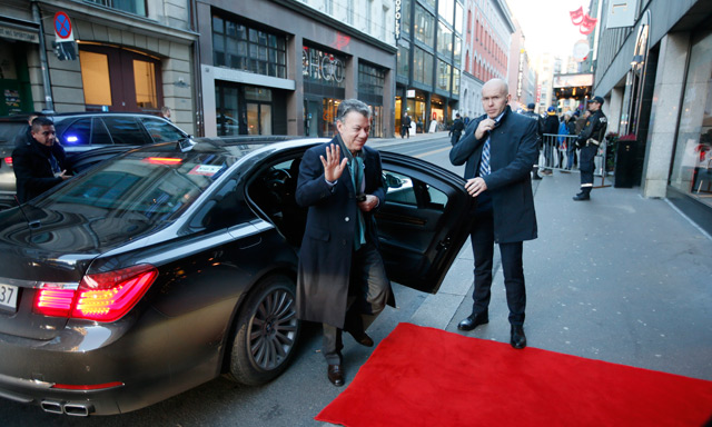 Colombian President Santos arrives in Oslo for busy Nobel weekend