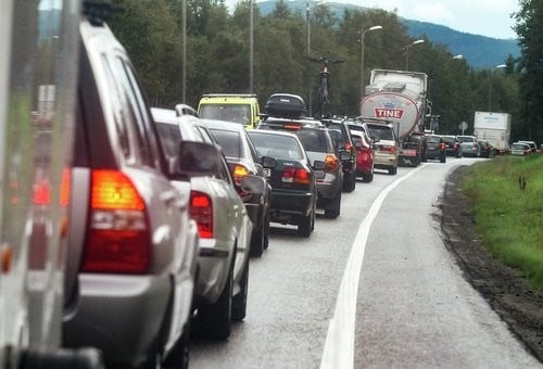 Traffic jams and ferry queues as Norway holidays at home