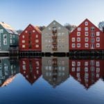 How did Covid-19 affect immigration in Norway in 2020?